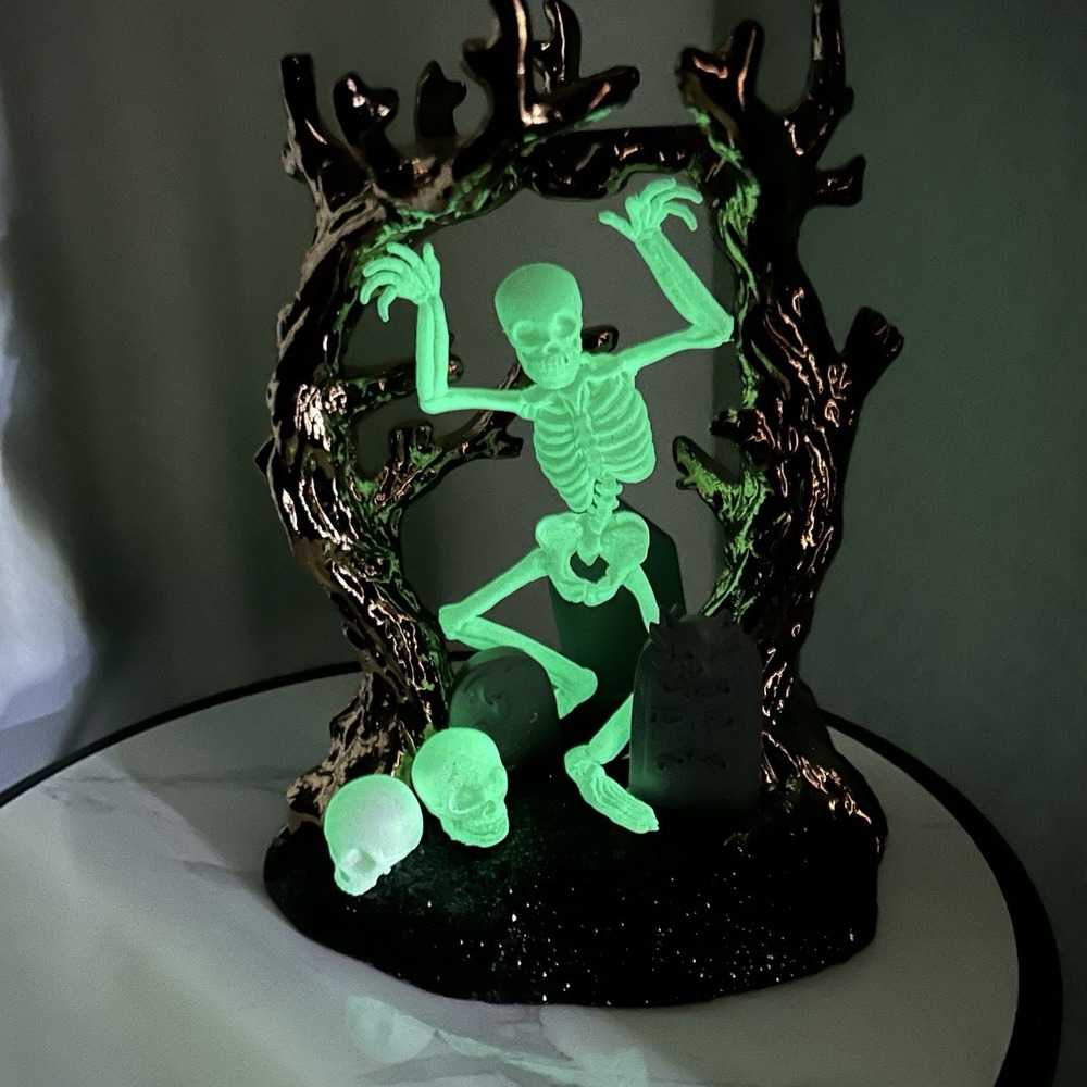 Bath Body Works Skeleton Graveyard Glow Dark Halloween Candle Holder Pedestal